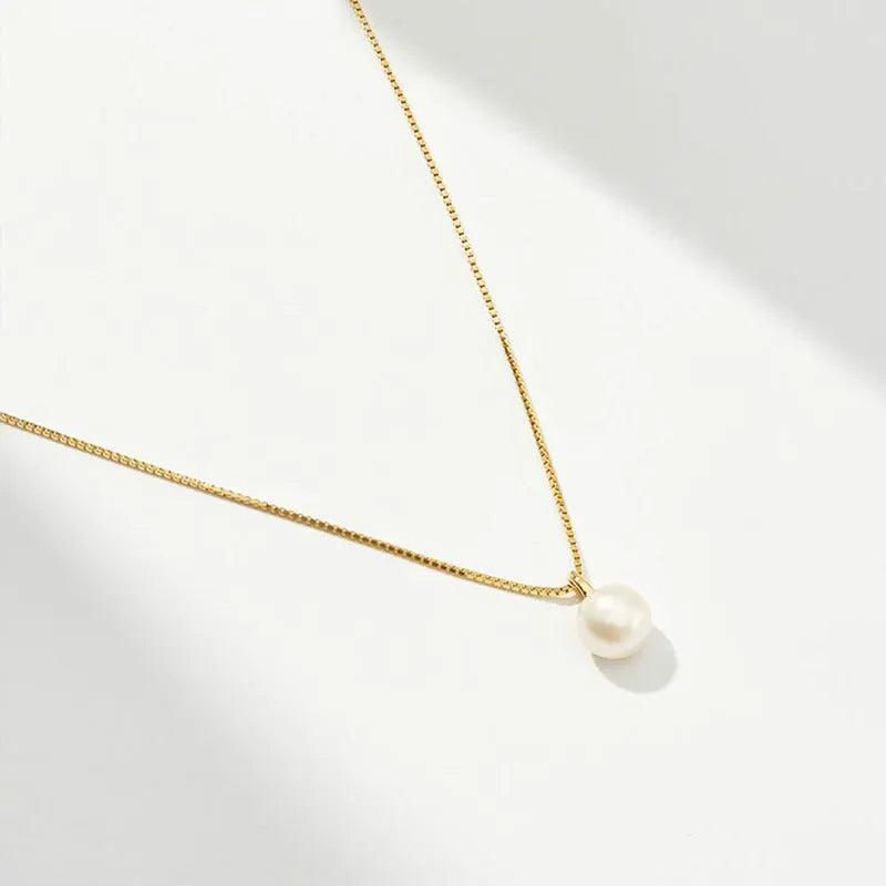 Collier plaqué or 18k avec Une Perle Blanche